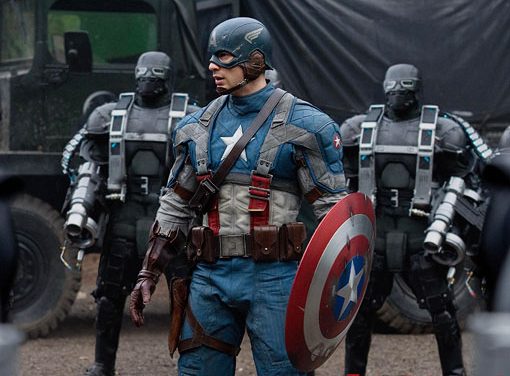 First look at Chris Evans in full Captain America Costume!