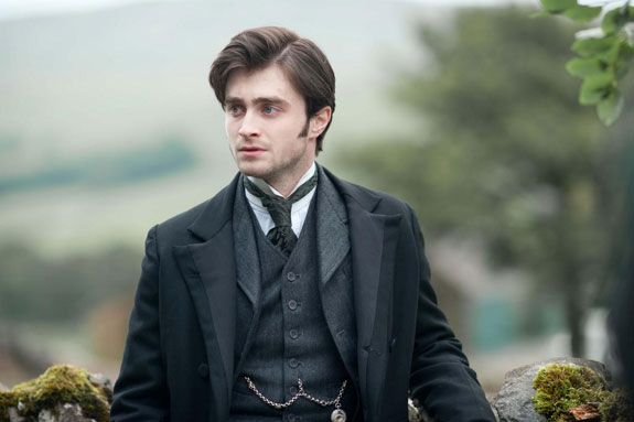 See Daniel Radcliffe star in the trailer for THE WOMAN IN BLACK