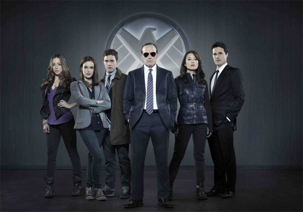 MARVELS-AGENTS-OF-SHIELD-Cast-Promo-600x420