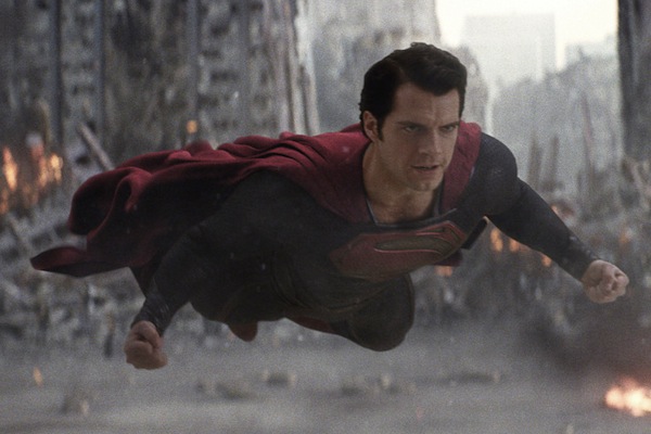 Zack Snyder Announces Superman and Batman Team-Up Film for 2015!