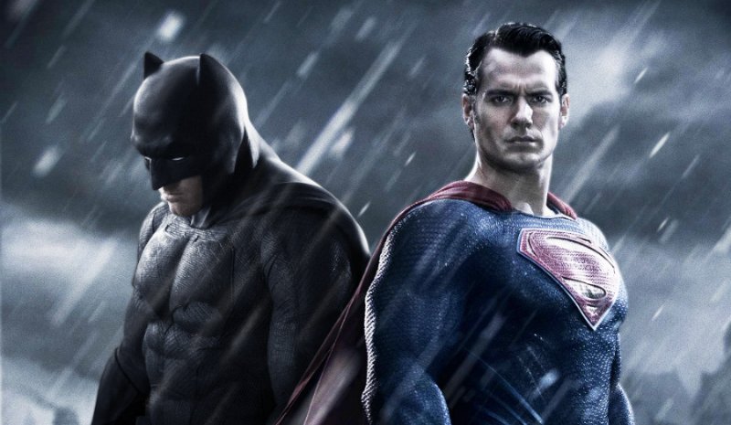 BATMAN V SUPERMAN: DAWN OF JUSTICE Teaser Trailer Hits!